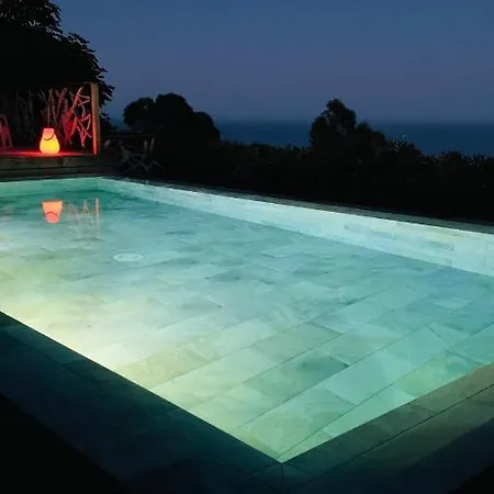 Villa Great * لي إيسامبر